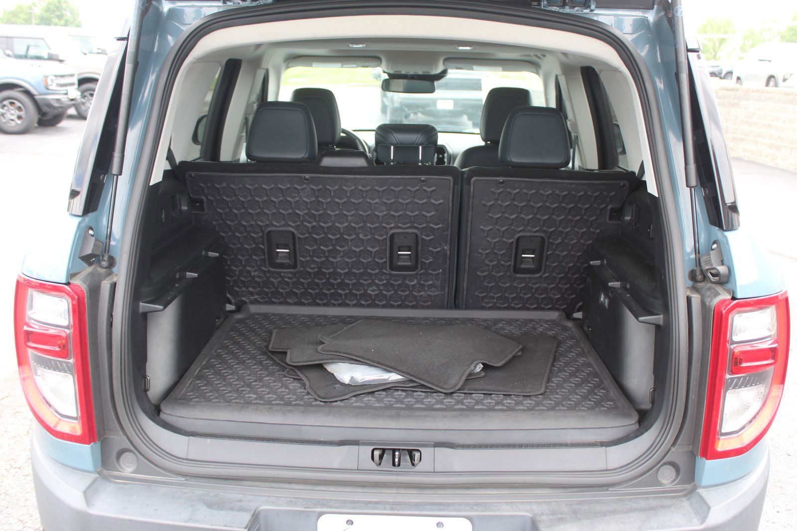 Used 2022 Ford Bronco Sport Outer Banks w/ Tech Package AWD/4WD image 18