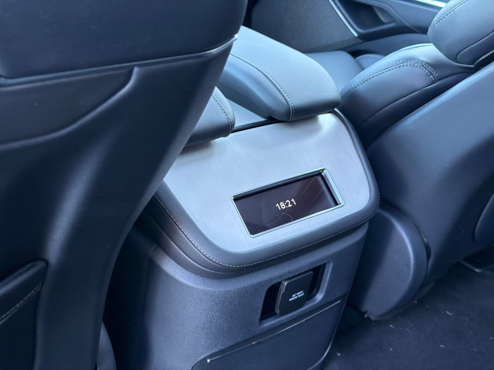 New 2026 Lincoln Navigator L Reserve w/ Jet Appearance Package AWD/4WD image 20