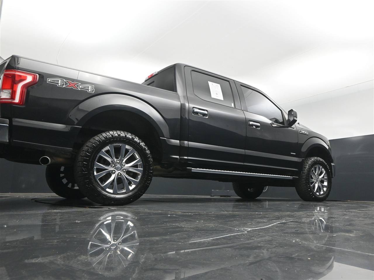 Used 2015 Ford F150 XLT w/ Equipment Group 302A Luxury AWD/4WD image 31