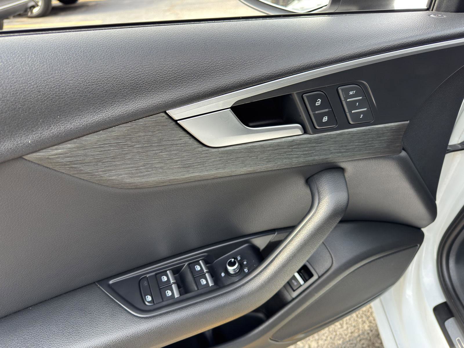 Used 2018 Audi A4 2.0T Ultra Premium w/ Convenience Package image 20