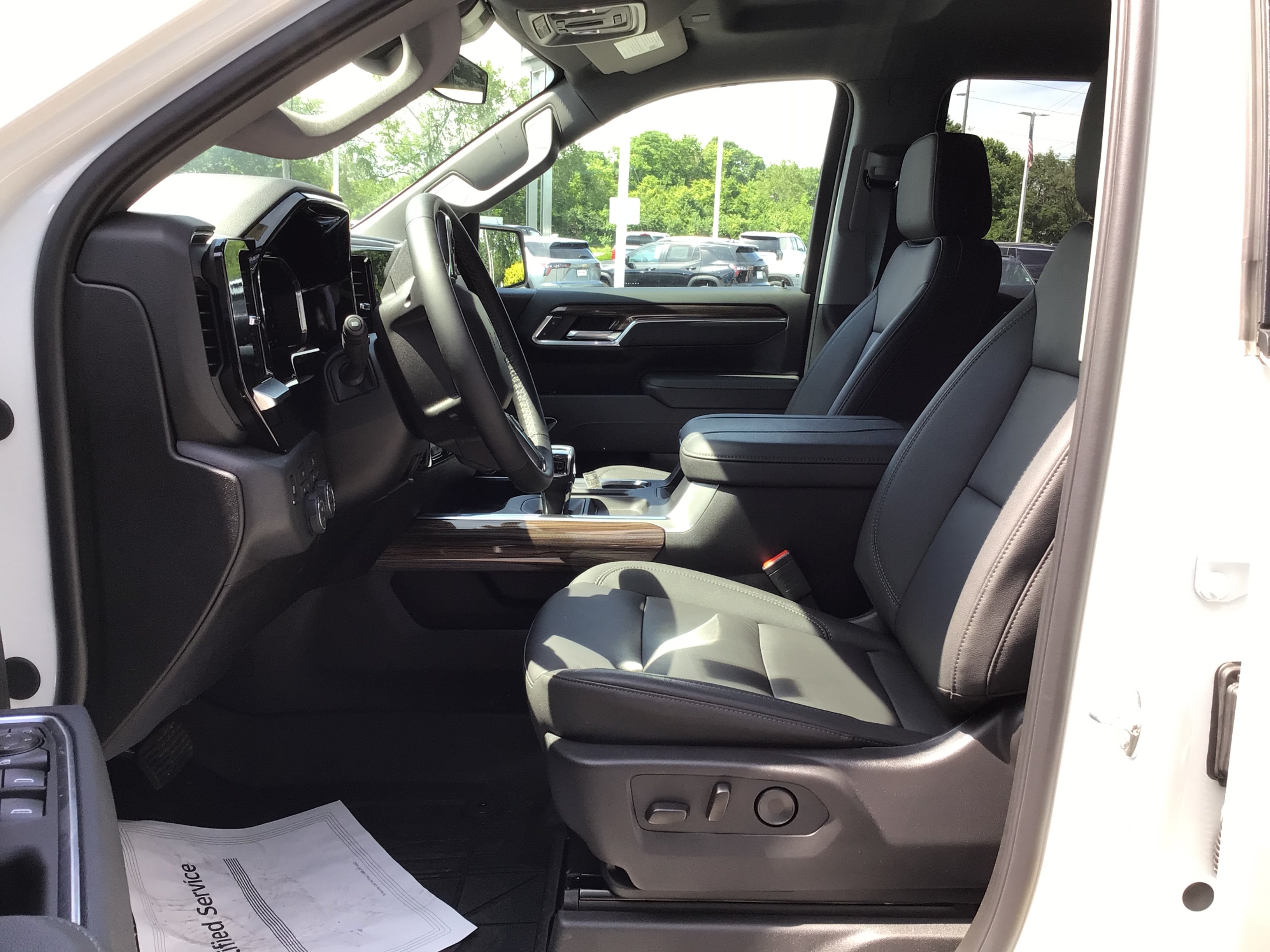 New 2026 Chevrolet Silverado 1500 RST w/ Convenience Package II AWD/4WD image 14
