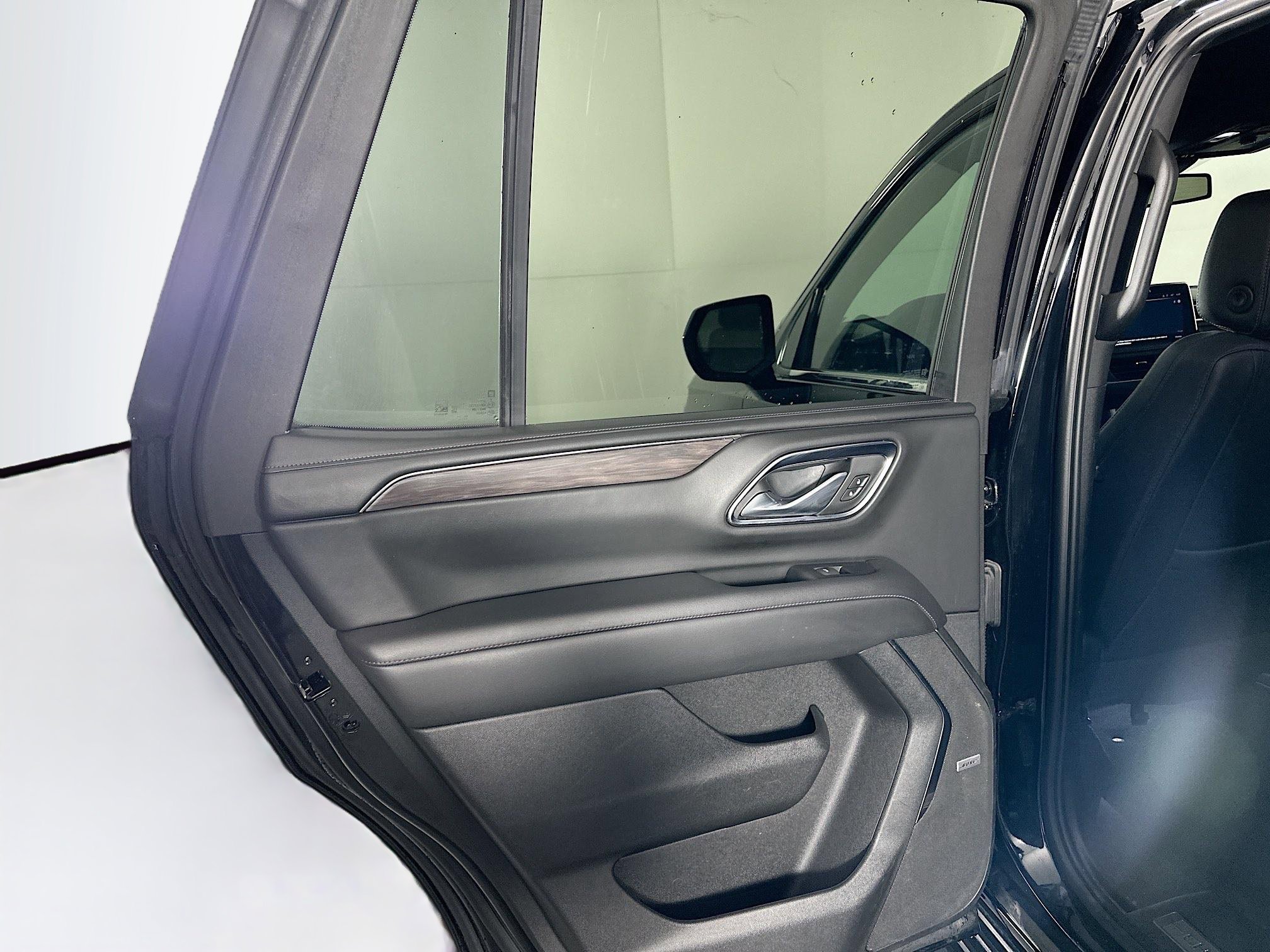 Used 2024 Chevrolet Tahoe LT image 24