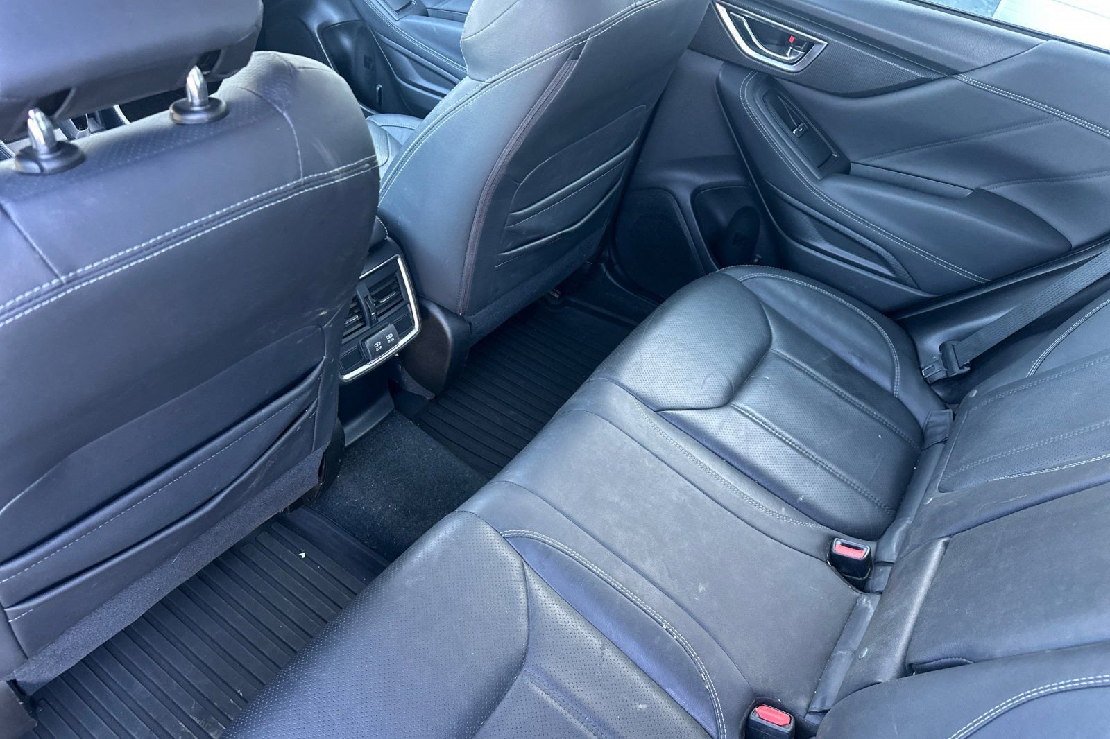 Used 2020 Subaru Forester Limited AWD/4WD image 8