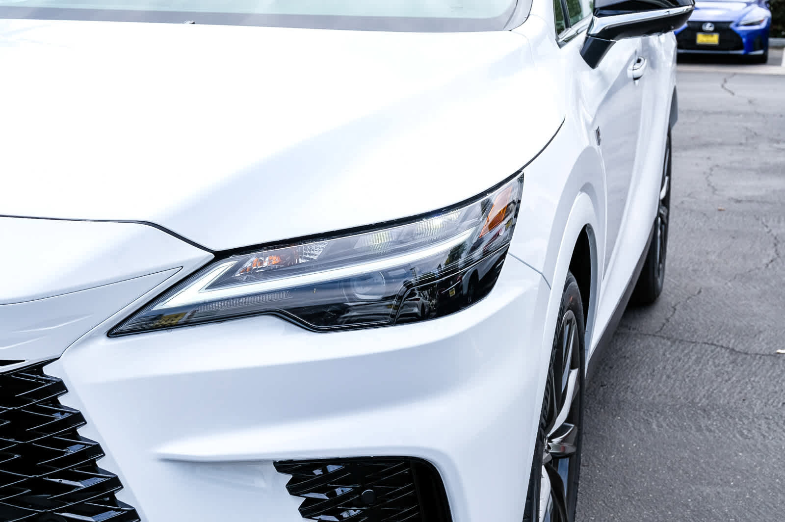 New 2025 Lexus RX 350h image 7