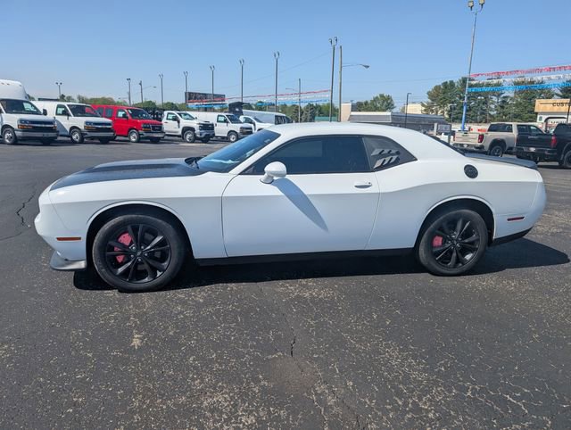 Used 2020 Dodge Challenger GT w/ Blacktop Package AWD/4WD image 5