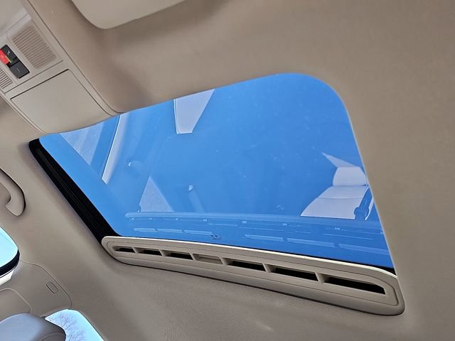 Used 2022 Volkswagen Passat 2.0T SE image 15