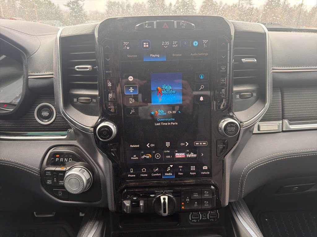 Used 2024 RAM 1500 Limited AWD/4WD image 2
