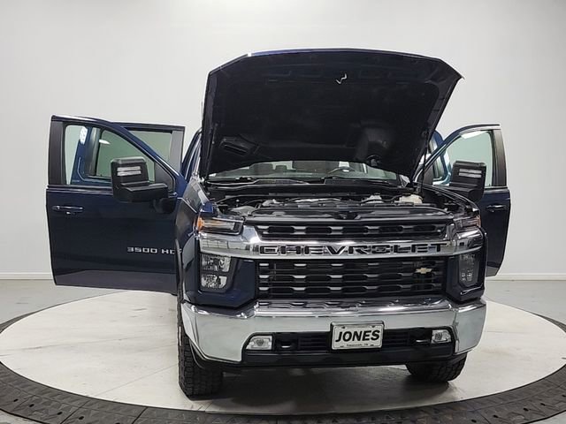 Used 2022 Chevrolet Silverado 3500 LT w/ Convenience Package image 10