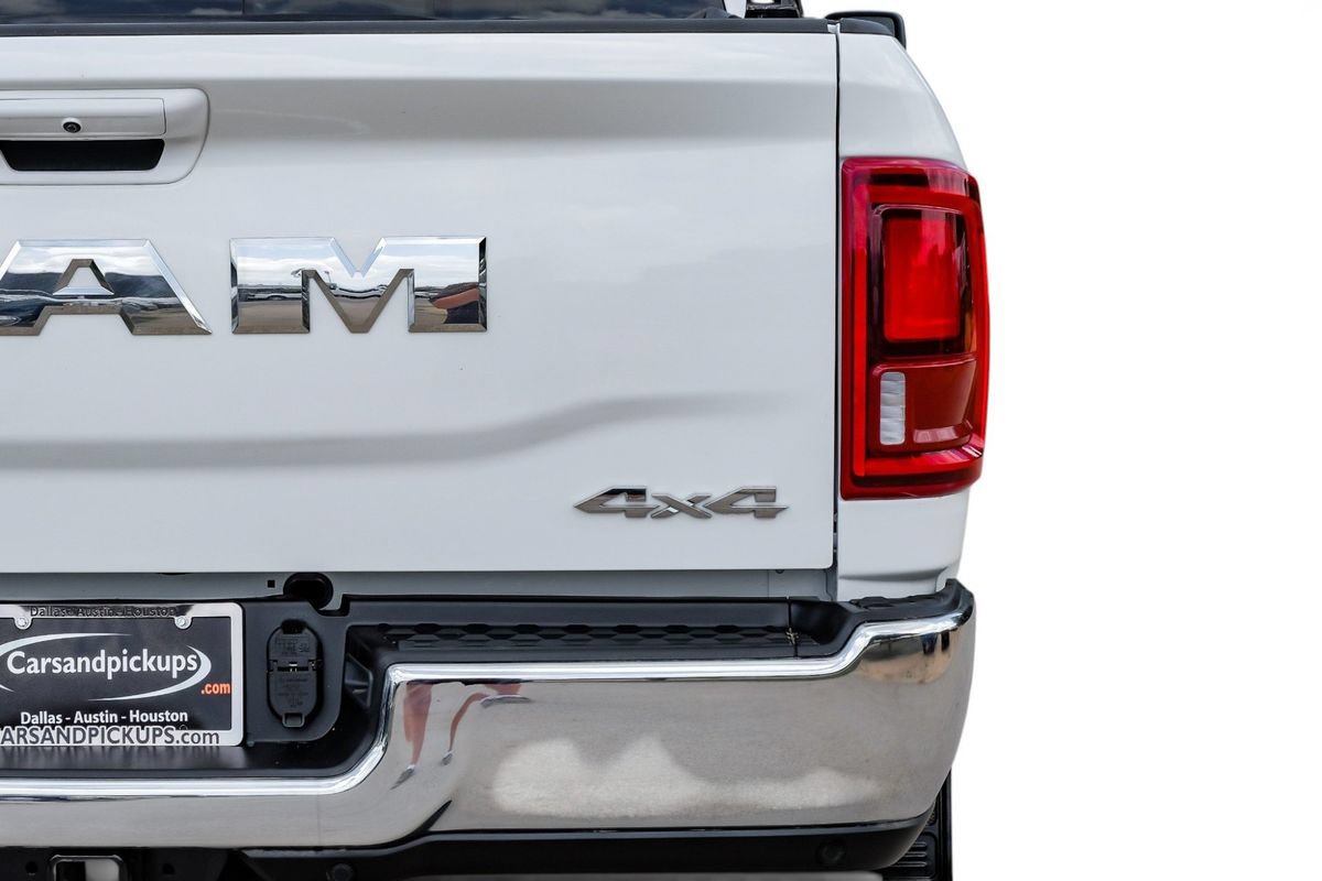 Used 2025 RAM 3500 Laramie AWD/4WD image 53
