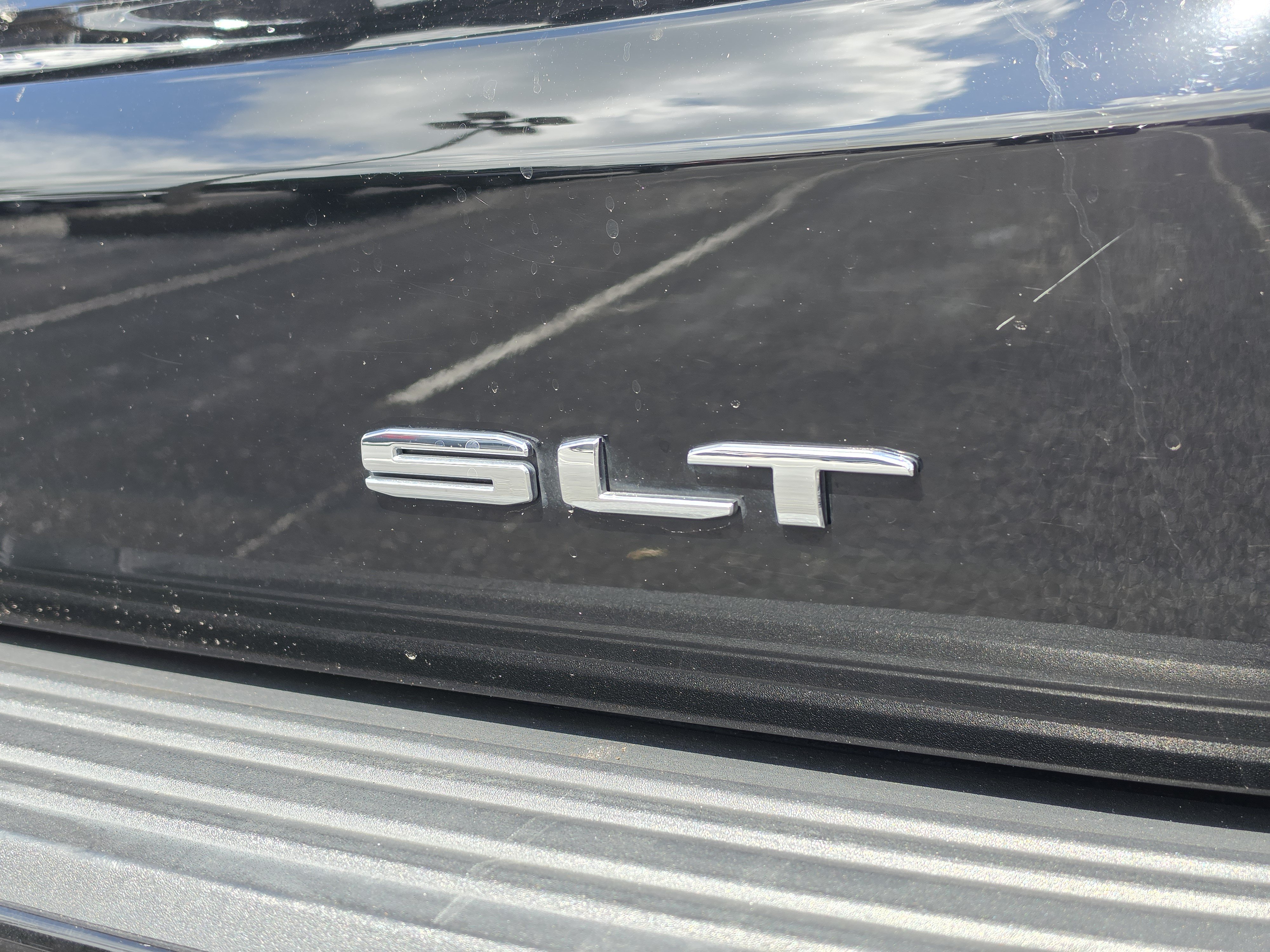 Certified 2023 GMC Yukon SLT RWD image 17