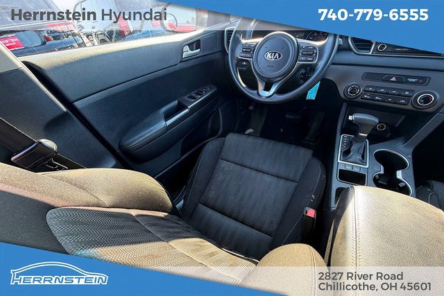 Used 2017 Kia Sportage LX image 11