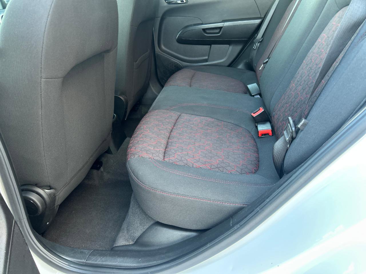 Used 2019 Chevrolet Sonic LT w/ Convenience Package image 13