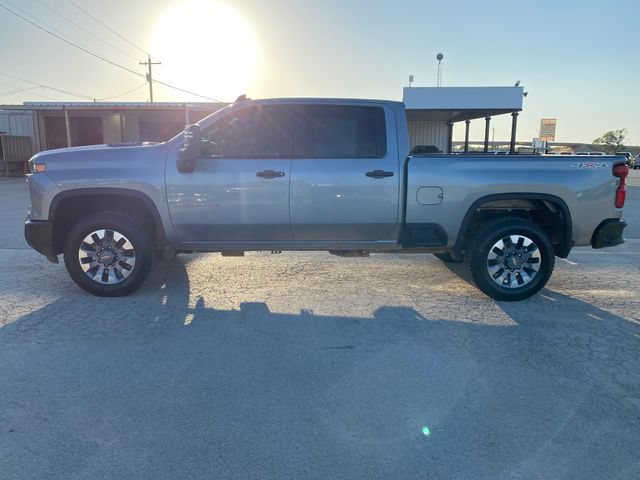 Used 2025 Chevrolet Silverado 2500 Custom w/ Custom Convenience Package AWD/4WD image 3