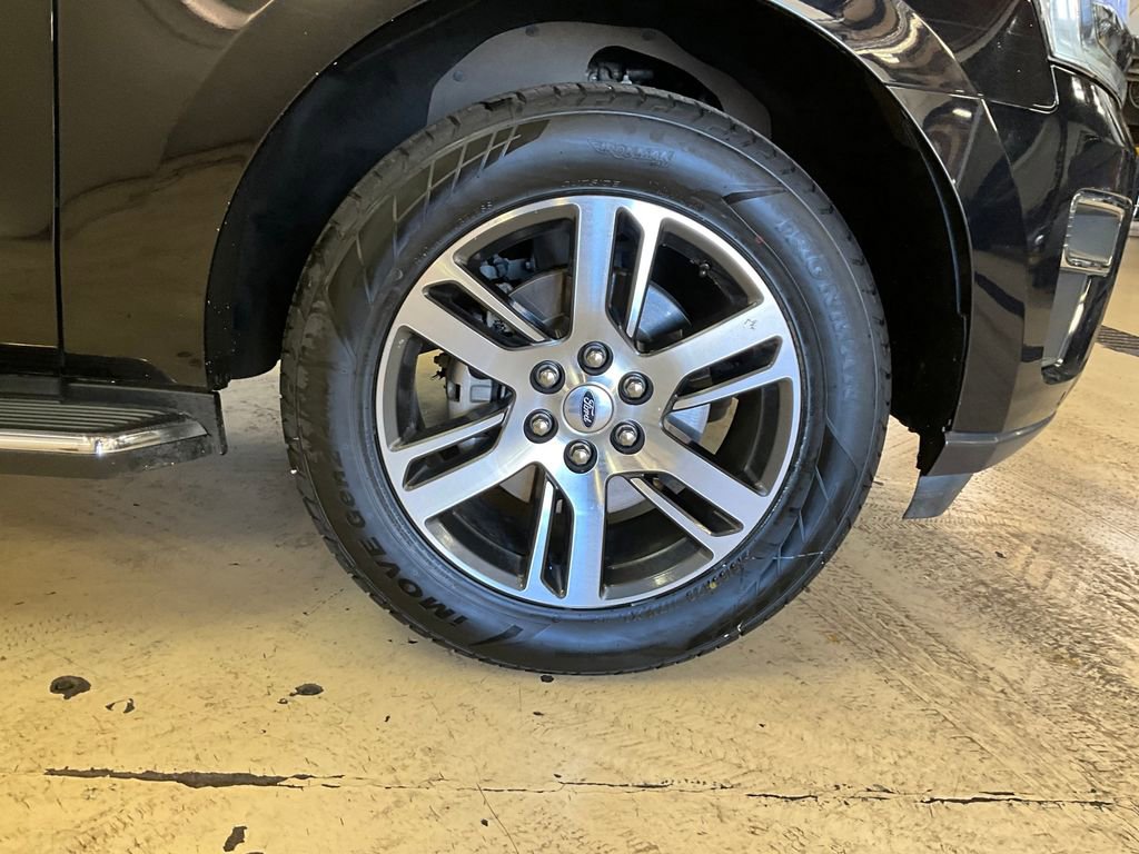 Used 2023 Ford Expedition Limited image 21