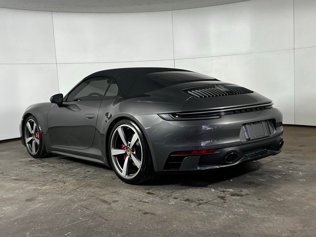Certified 2020 Porsche 911 Carrera 4S image 3