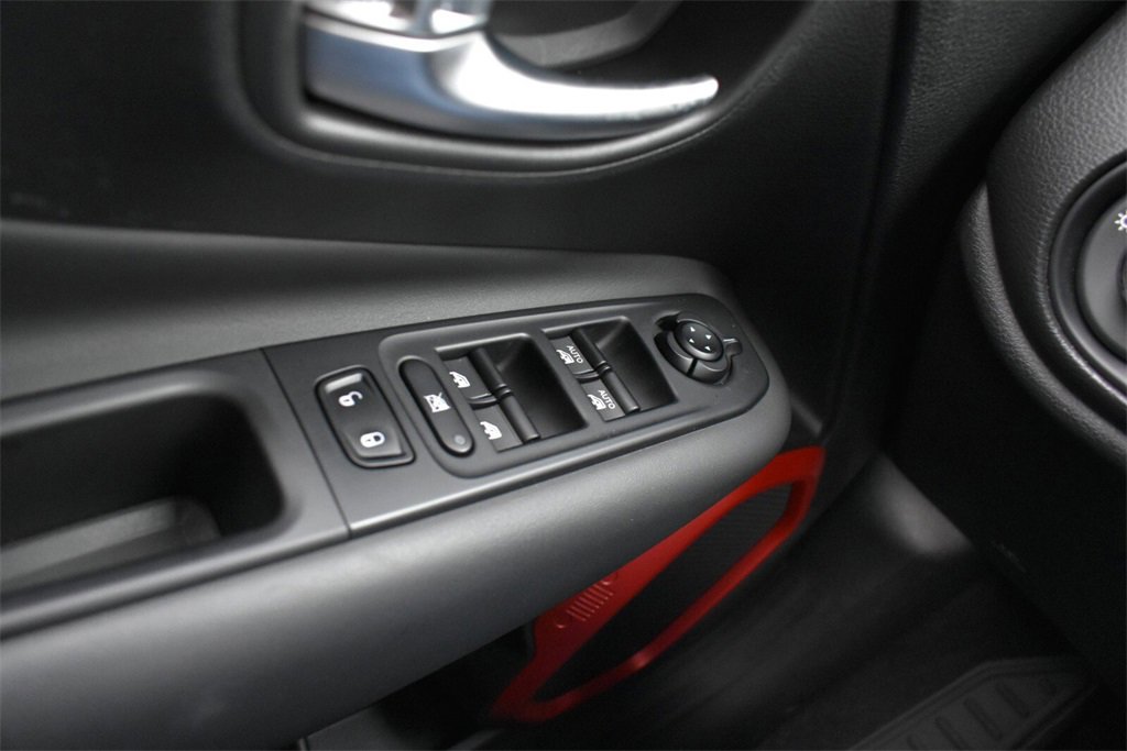 Used 2022 Jeep Renegade Trailhawk w/ Trailer Tow Group image 26