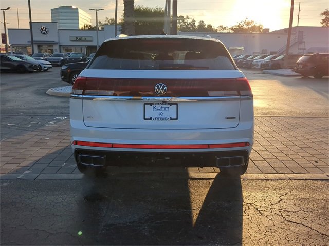 New 2026 Volkswagen Atlas Cross Sport SEL Premium R-Line image 5