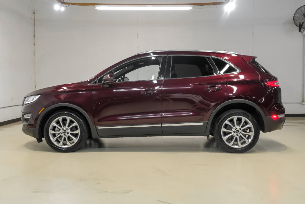 Used 2019 Lincoln MKC Select w/ Select Plus Package FWD image 16