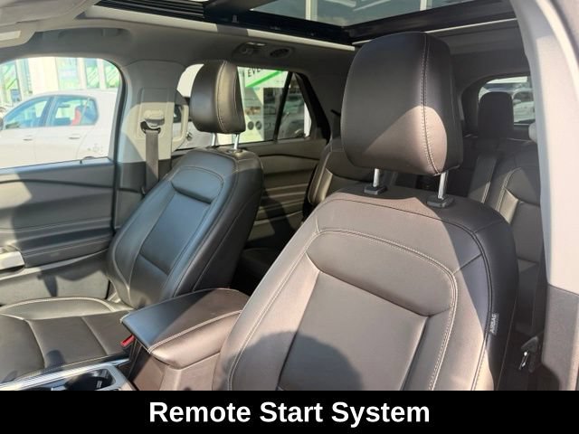 Used 2022 Ford Explorer XLT w/ Equipment Group 202A AWD/4WD image 7