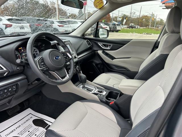Used 2023 Subaru Forester Premium image 11