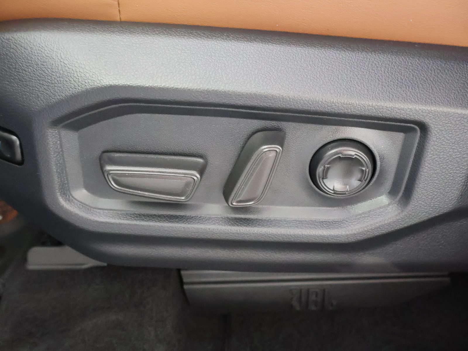 Used 2025 Toyota Tundra 1794 Edition AWD/4WD image 62