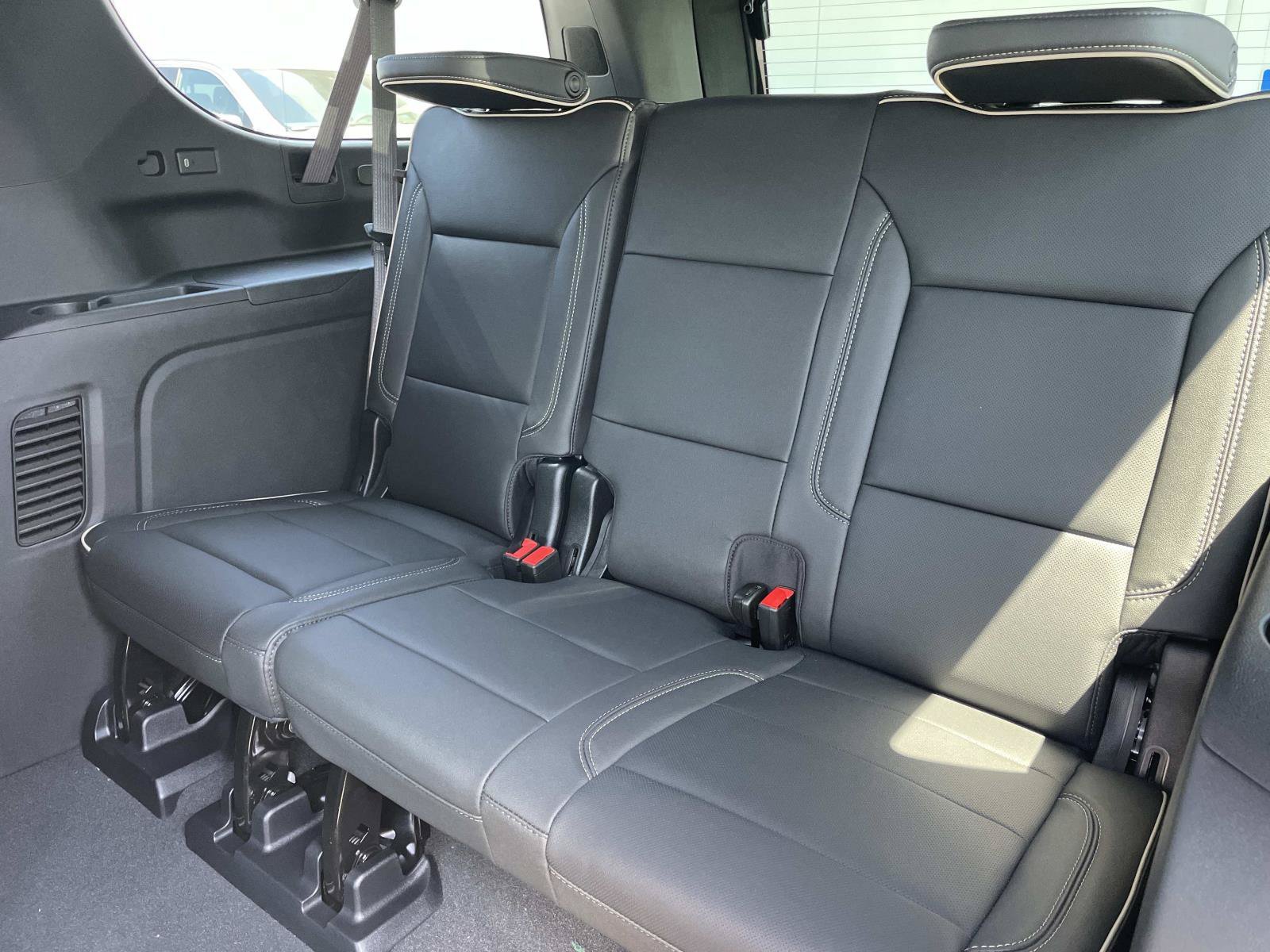 New 2026 GMC Yukon XL Elevation RWD image 25