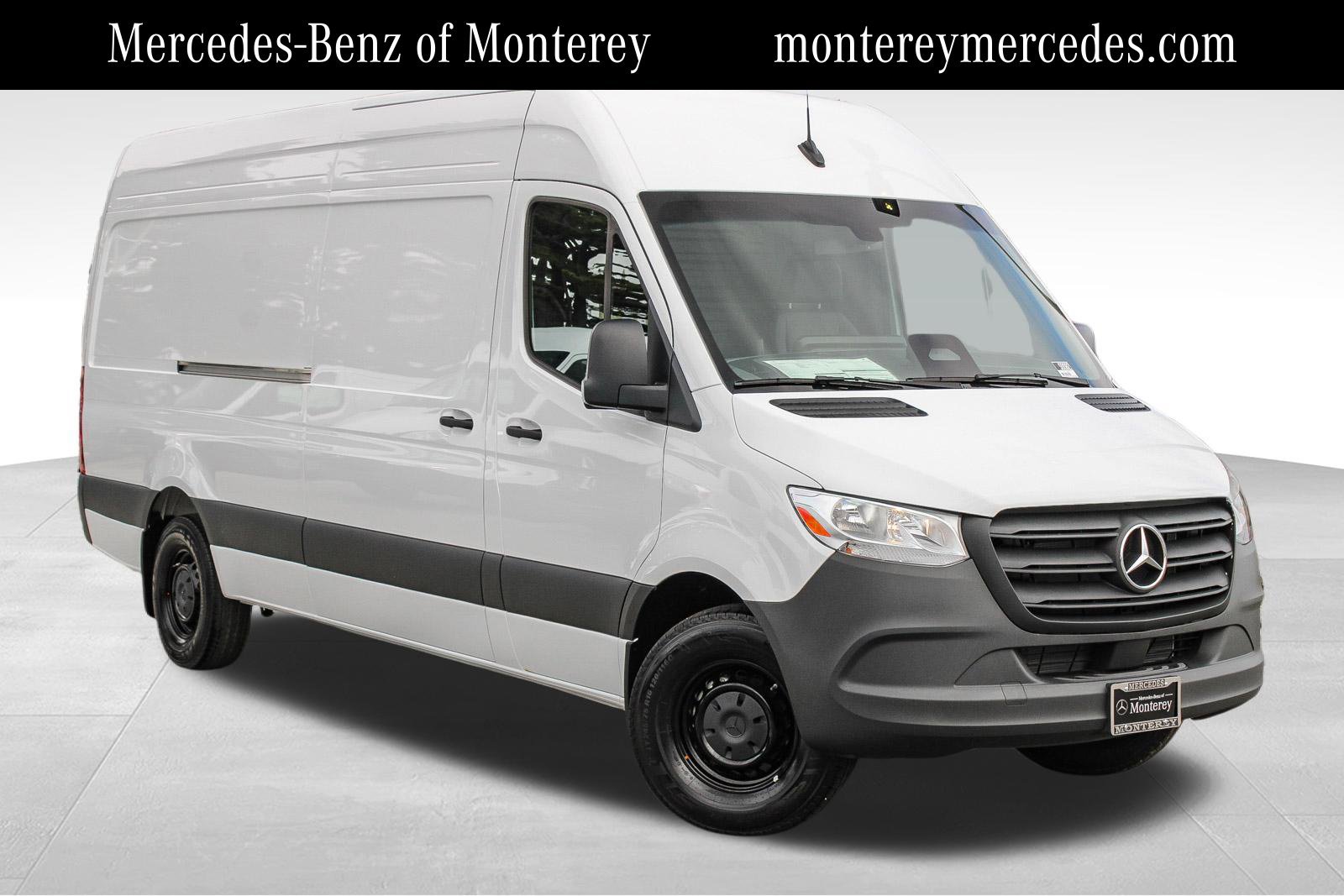 New 2025 Mercedes-Benz Sprinter 2500 image 1