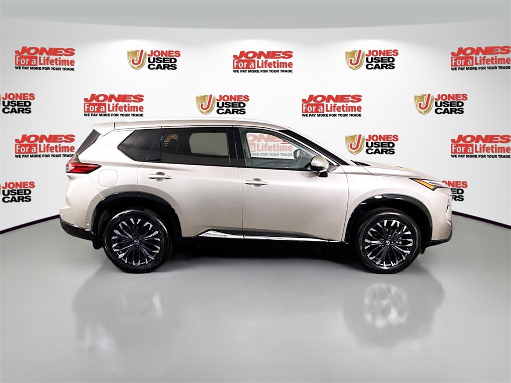 Certified 2024 Nissan Rogue Platinum w/ Platinum Premium Package image 20