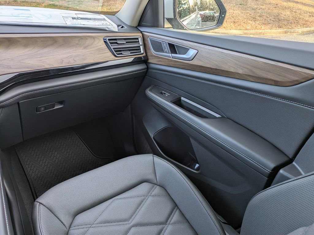 New 2026 Volkswagen Atlas SE image 16