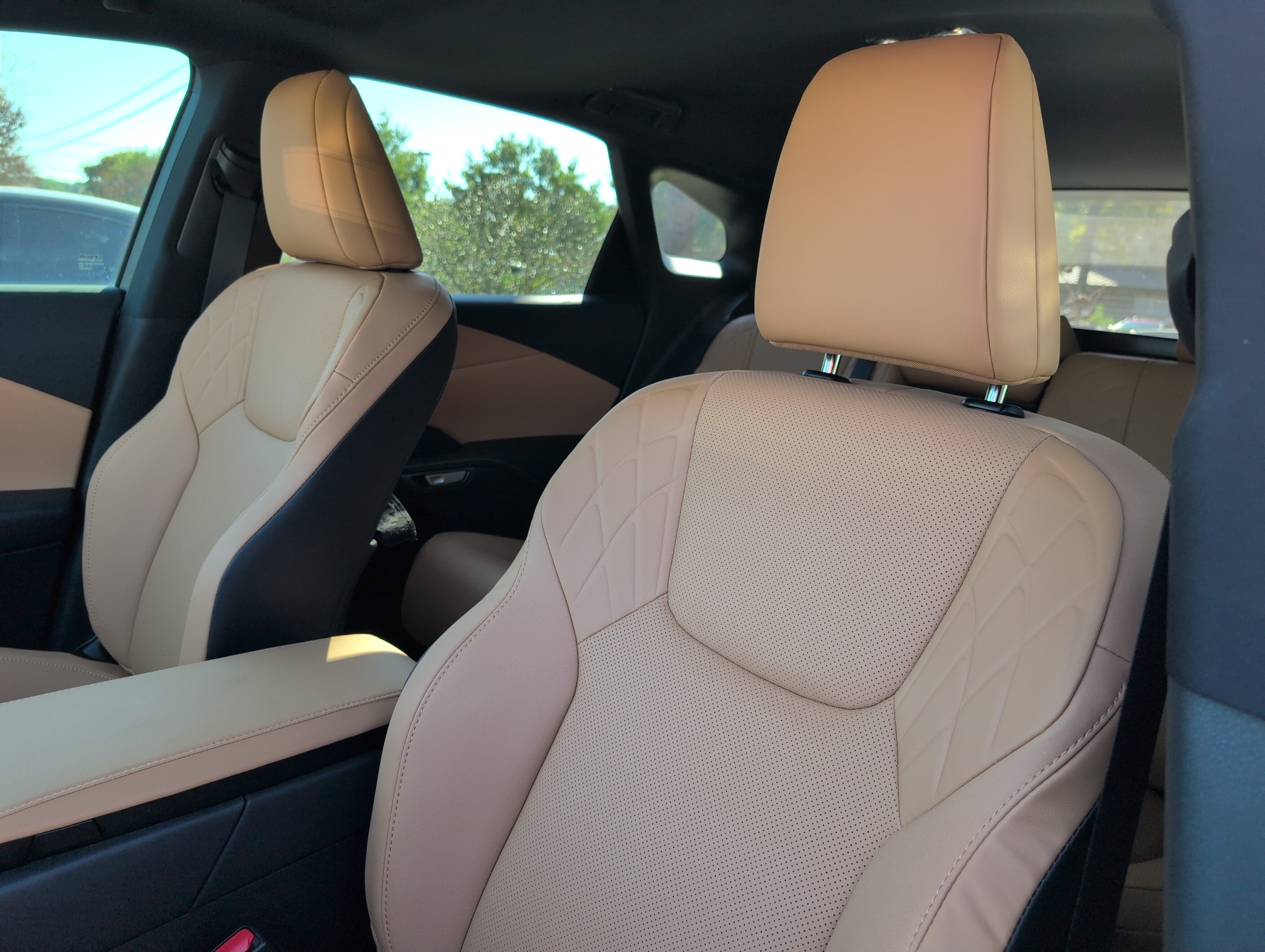 Used 2026 Lexus RX 350h w/ Convenience Package AWD/4WD image 5
