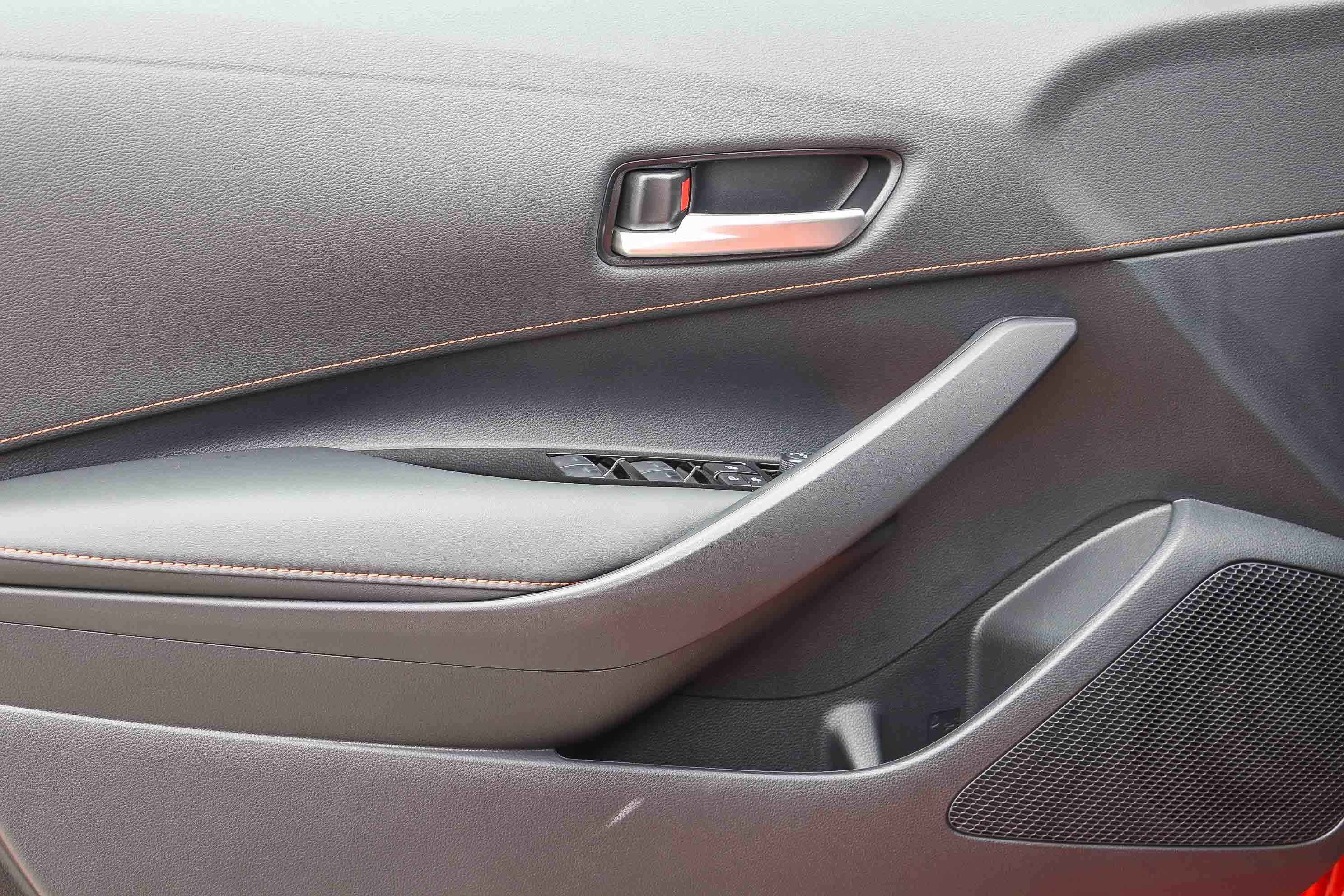 New 2026 Toyota Corolla SE FWD image 25