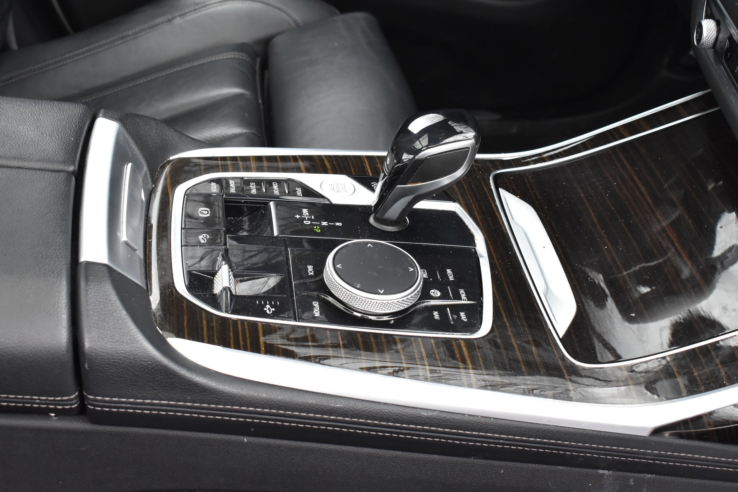 Used 2020 BMW X7 xDrive40i w/ M Sport Package image 31