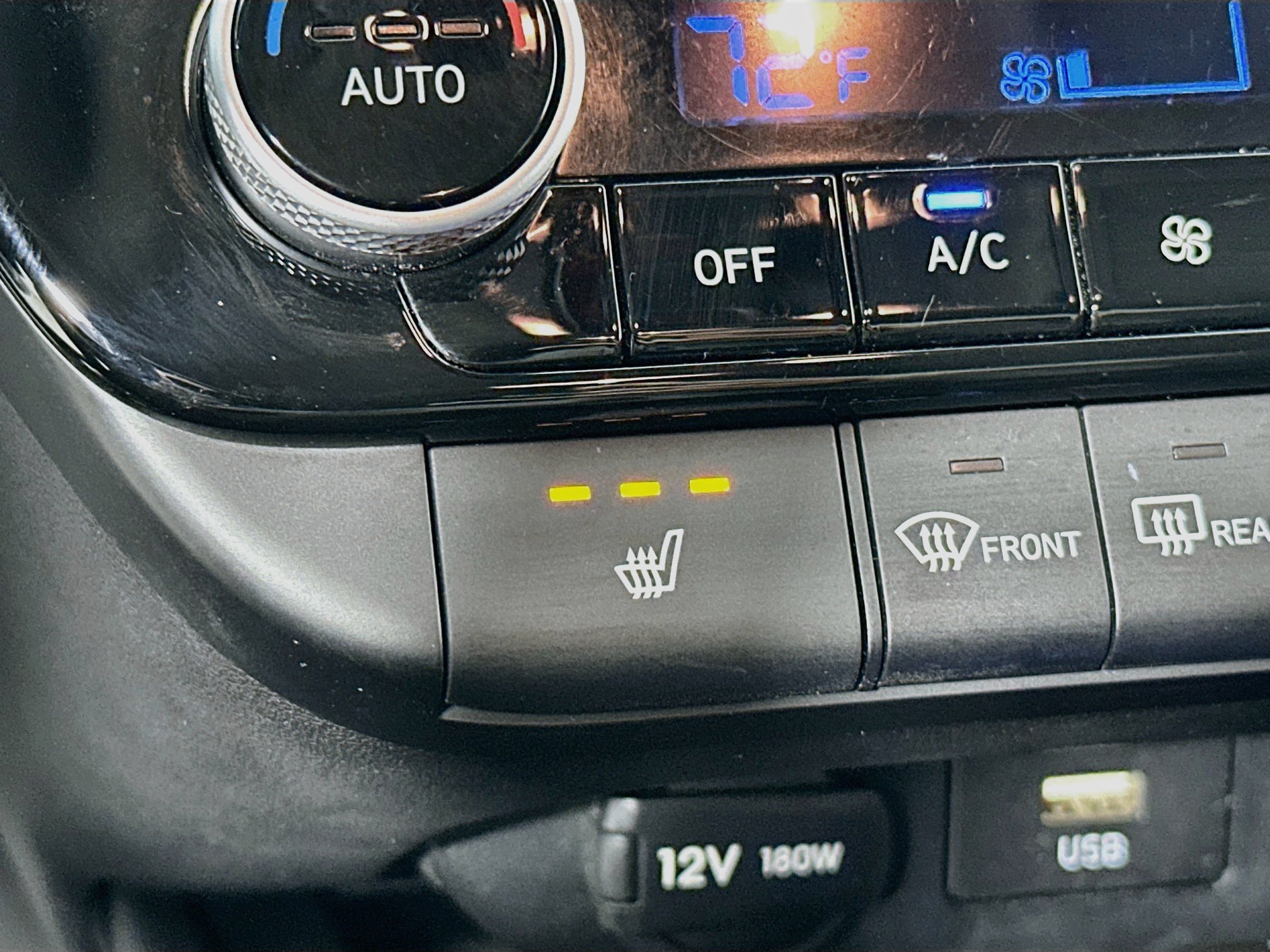 Used 2023 Hyundai Elantra SEL w/ Convenience Package FWD image 23