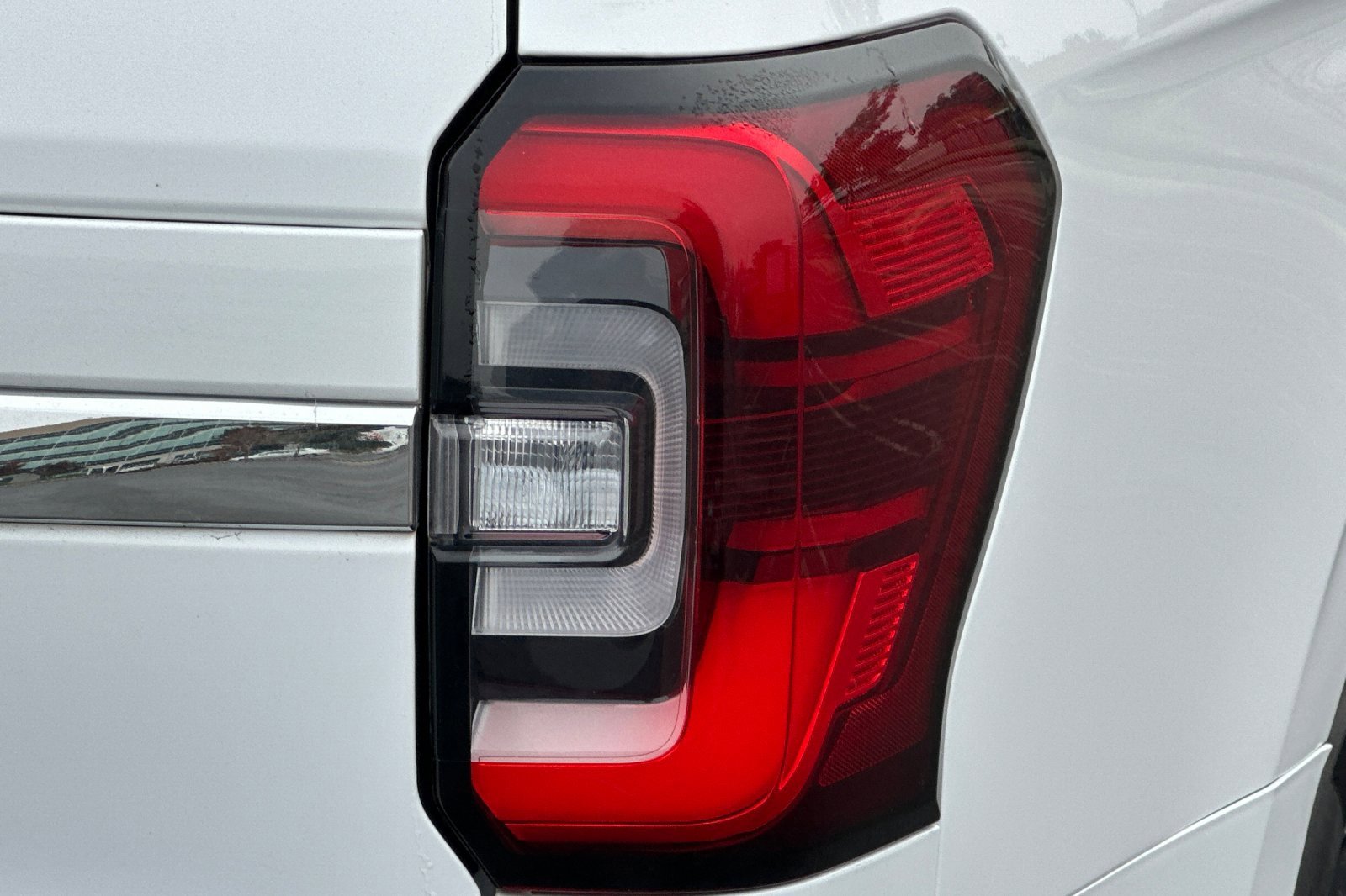 Used 2024 Ford Expedition Max Limited image 51