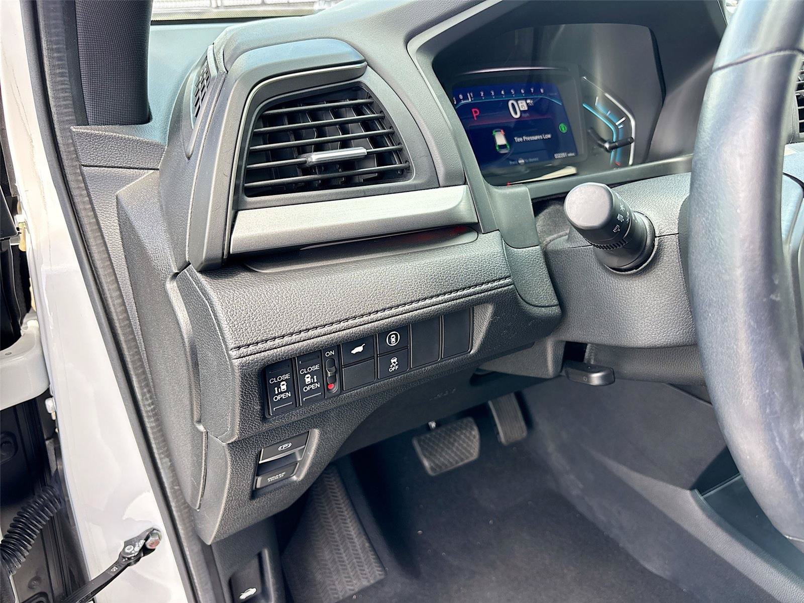 Certified 2024 Honda Odyssey Sport image 11