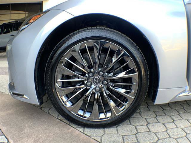 Certified 2022 Lexus LS 500 AWD w/ Interior Upgrade Package image 10