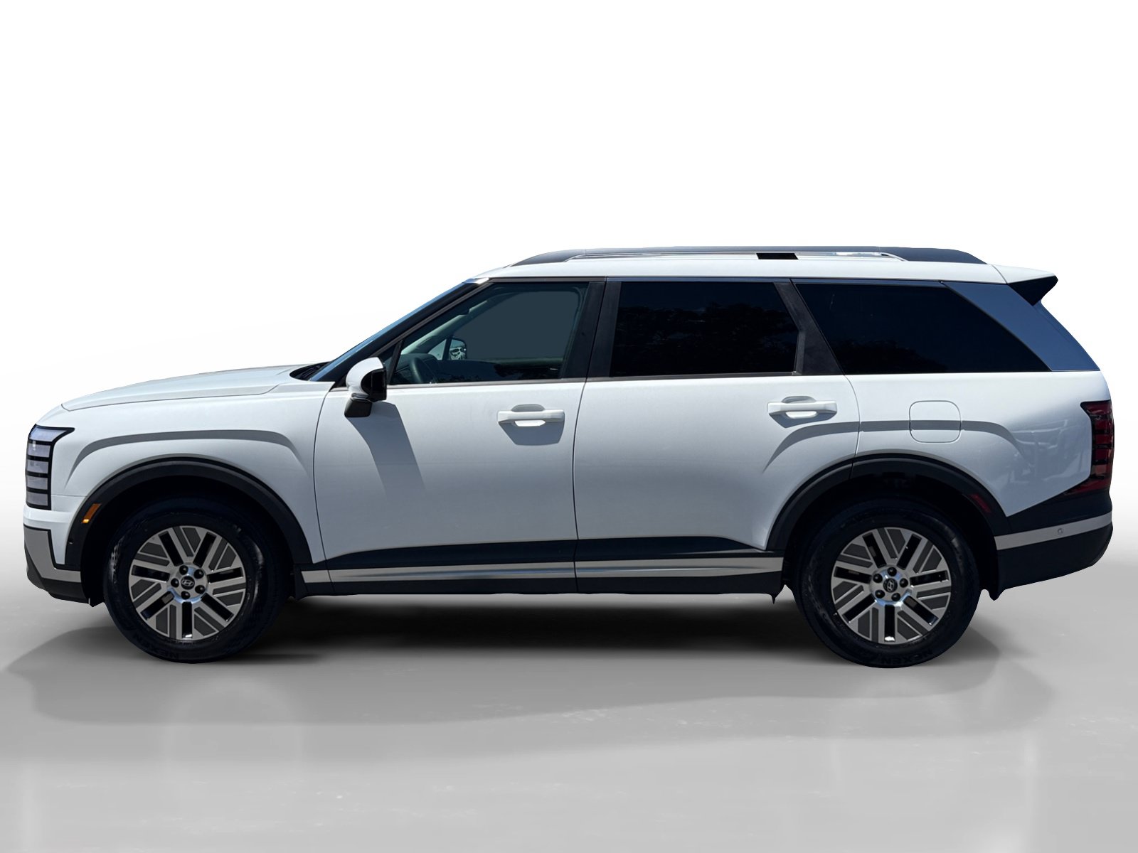 Certified 2026 Hyundai Palisade SEL Premium FWD image 2