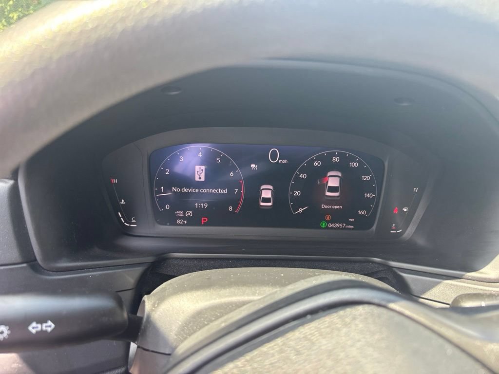 Certified 2023 Honda Accord EX image 12