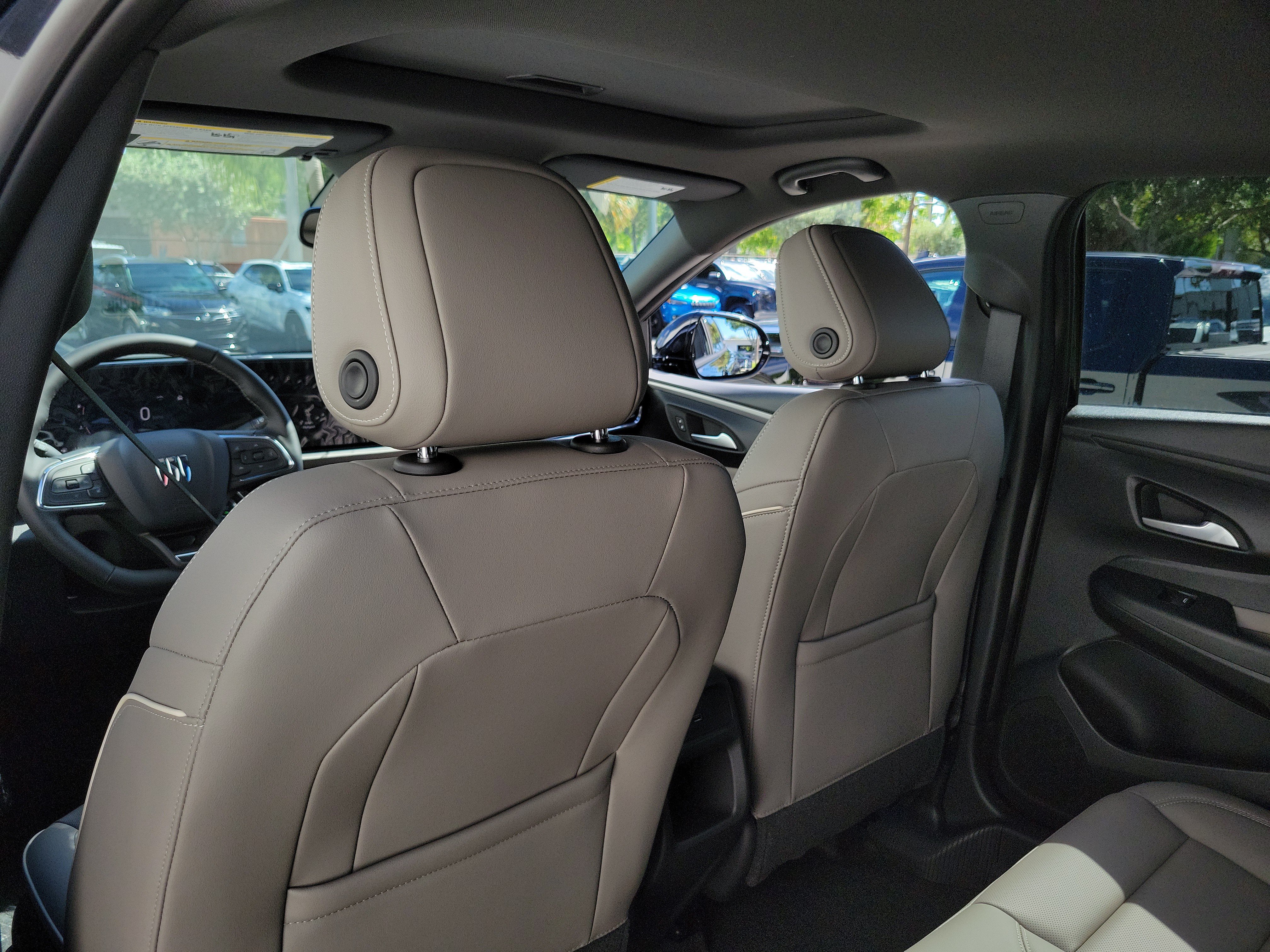 New 2026 Buick Envista Avenir FWD image 13