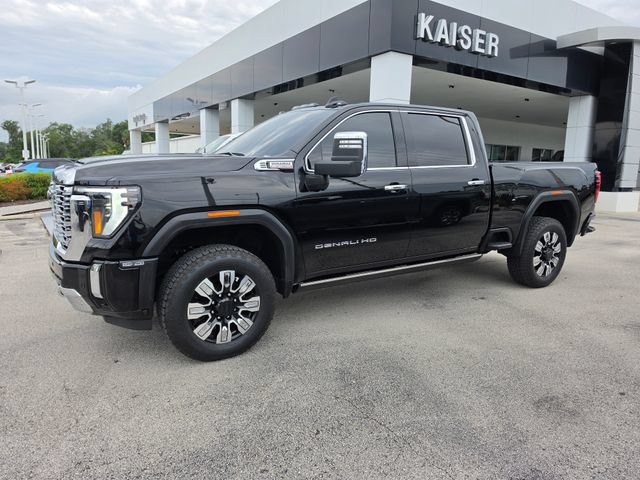 Used 2024 GMC Sierra 2500 Denali w/ Denali Reserve Package AWD/4WD image 2