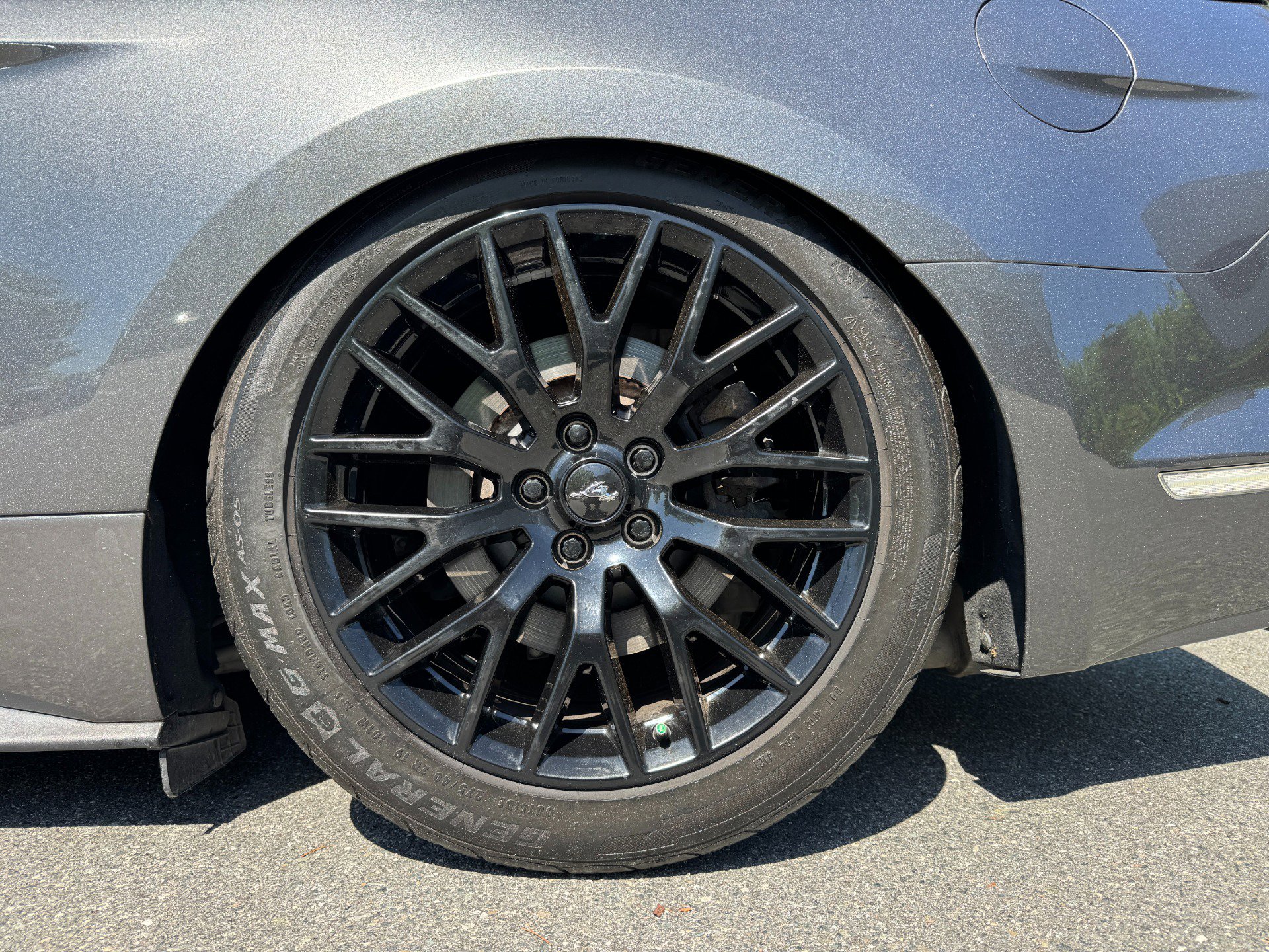 Used 2017 Ford Mustang GT w/ GT Performance Package RWD image 50