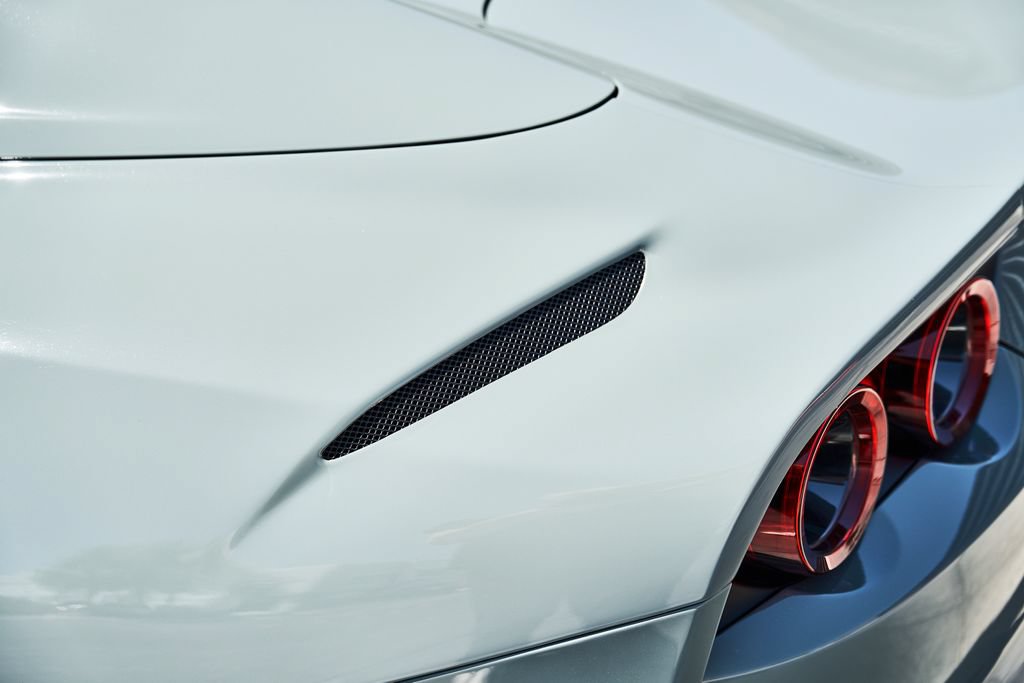 Used 2023 Ferrari 812 GTS RWD image 18