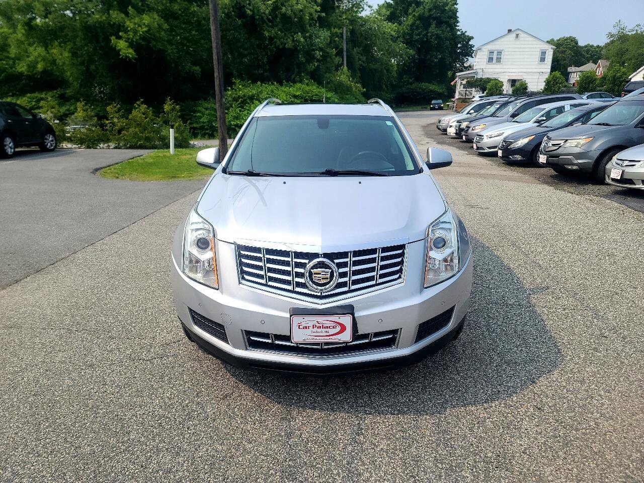 Used 2013 Cadillac SRX Luxury image 2