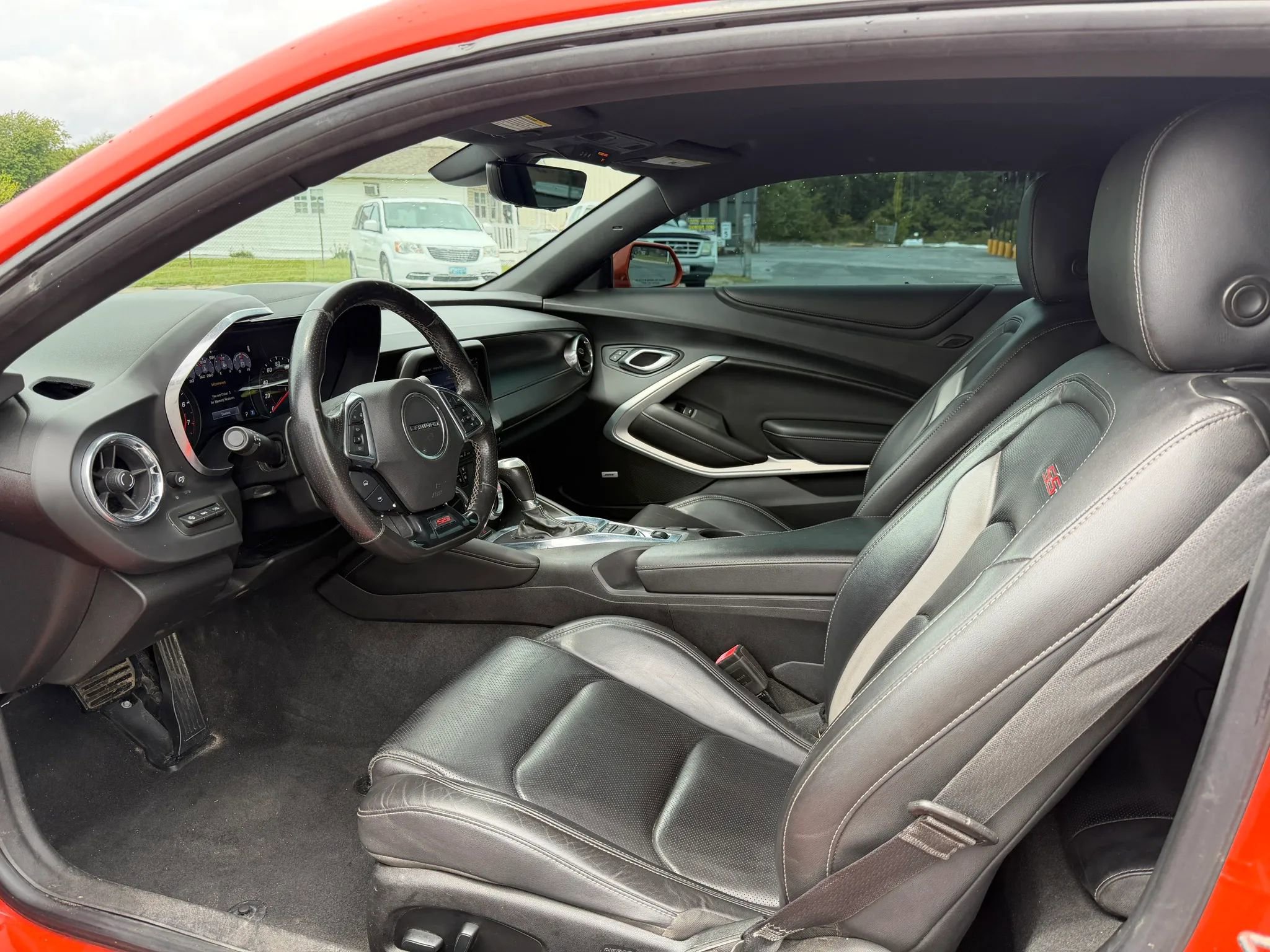 Used 2019 Chevrolet Camaro SS RWD image 10