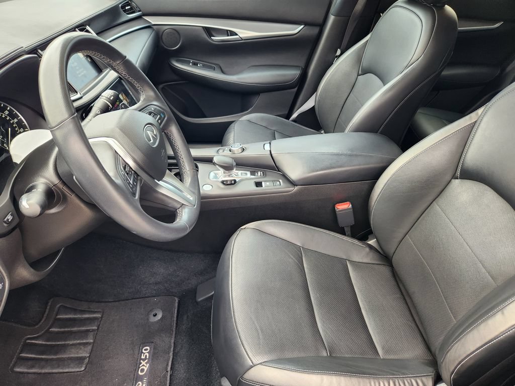 Used 2022 INFINITI QX50 Luxe FWD image 12