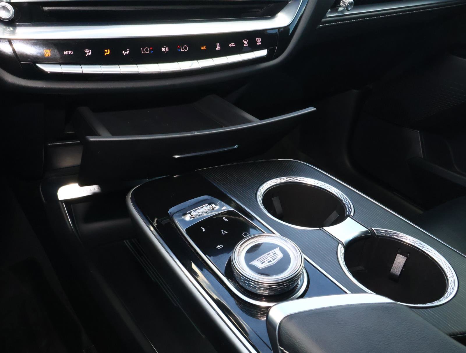 Used 2024 Cadillac Lyriq Luxury w/ LPO, Floor Liner Package image 29