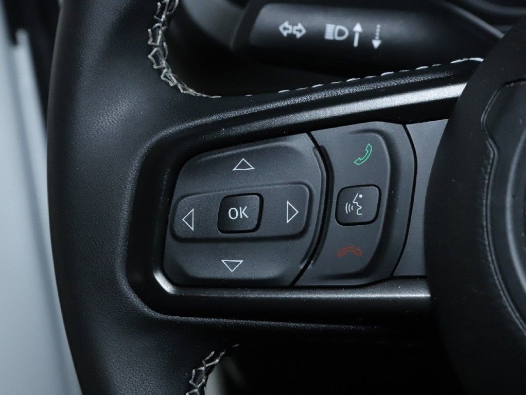 Used 2025 Jeep Wrangler Sport S image 22