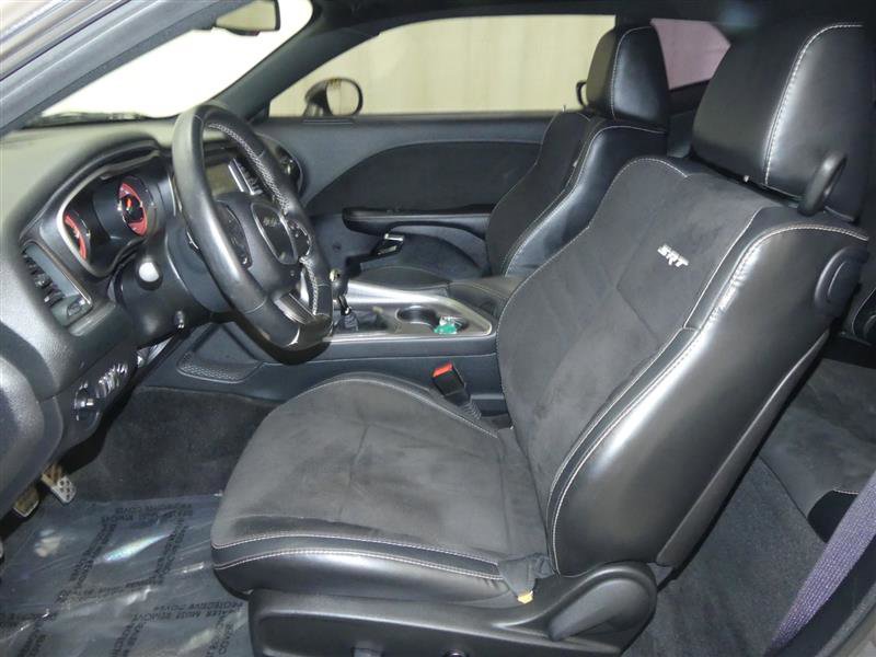 Used 2015 Dodge Challenger SRT Hellcat image 21
