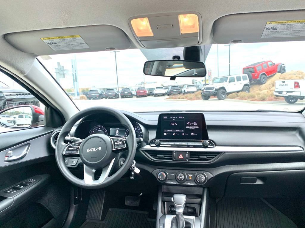 Used 2024 Kia Forte LXS w/ LXS Technology Package image 25