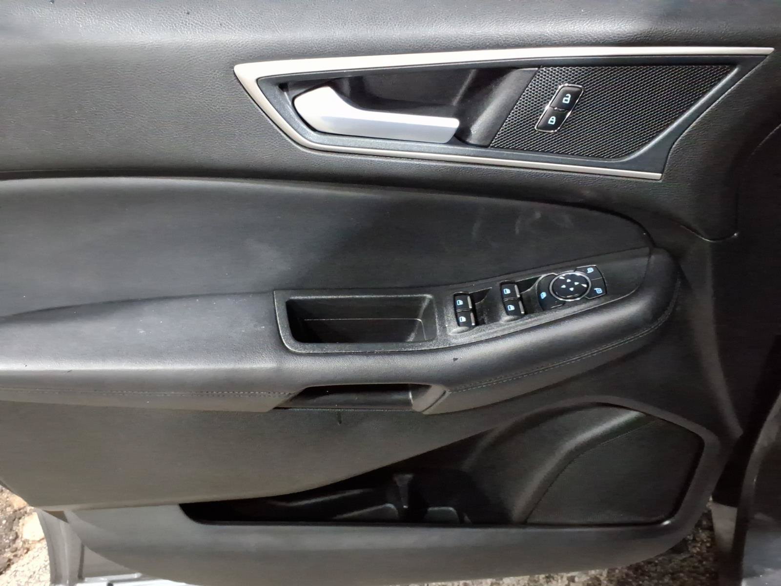 Certified 2024 Ford Edge SEL AWD/4WD image 9